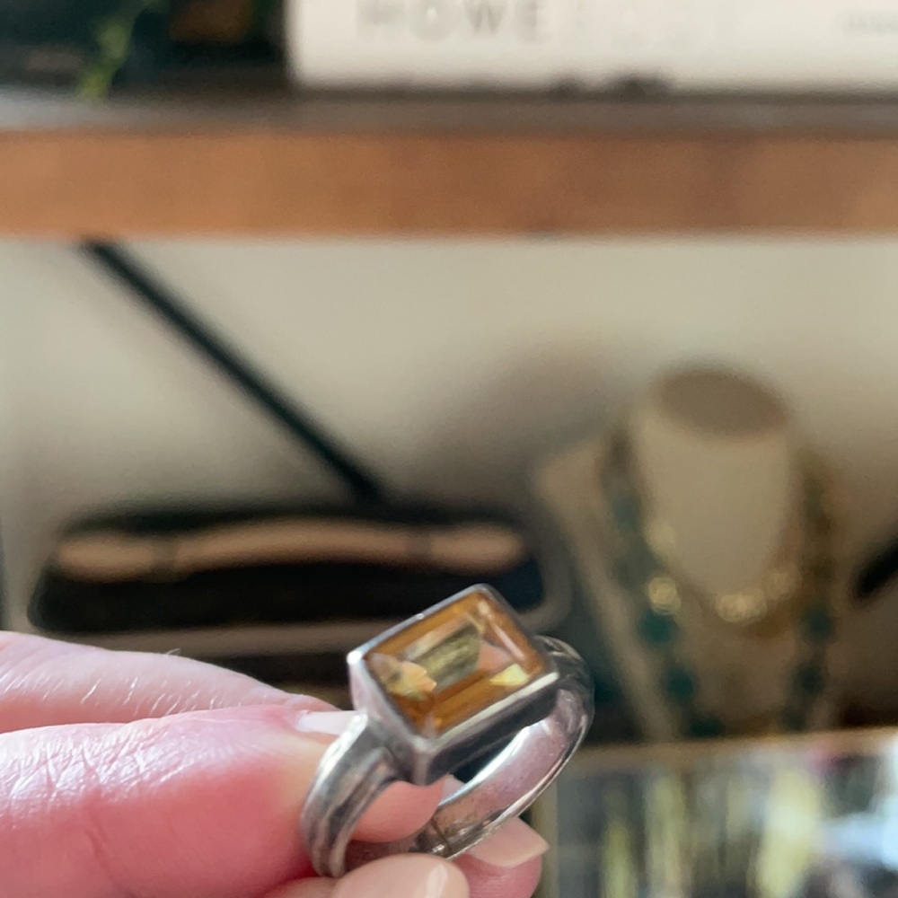 Bask | .925 Sterling Silver Canary Stone Ring - Picture 9 of 9